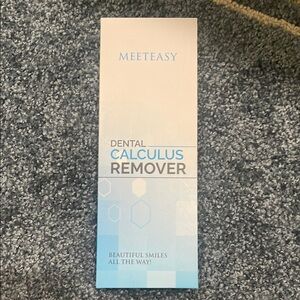 White and Blue Cuticle Remover Packaging